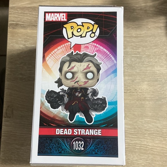 Funko Pop Marvel/Disney Dead Strange #1032 Glows in the Dark Hot Topic Vaulted - Picture 3 of 6